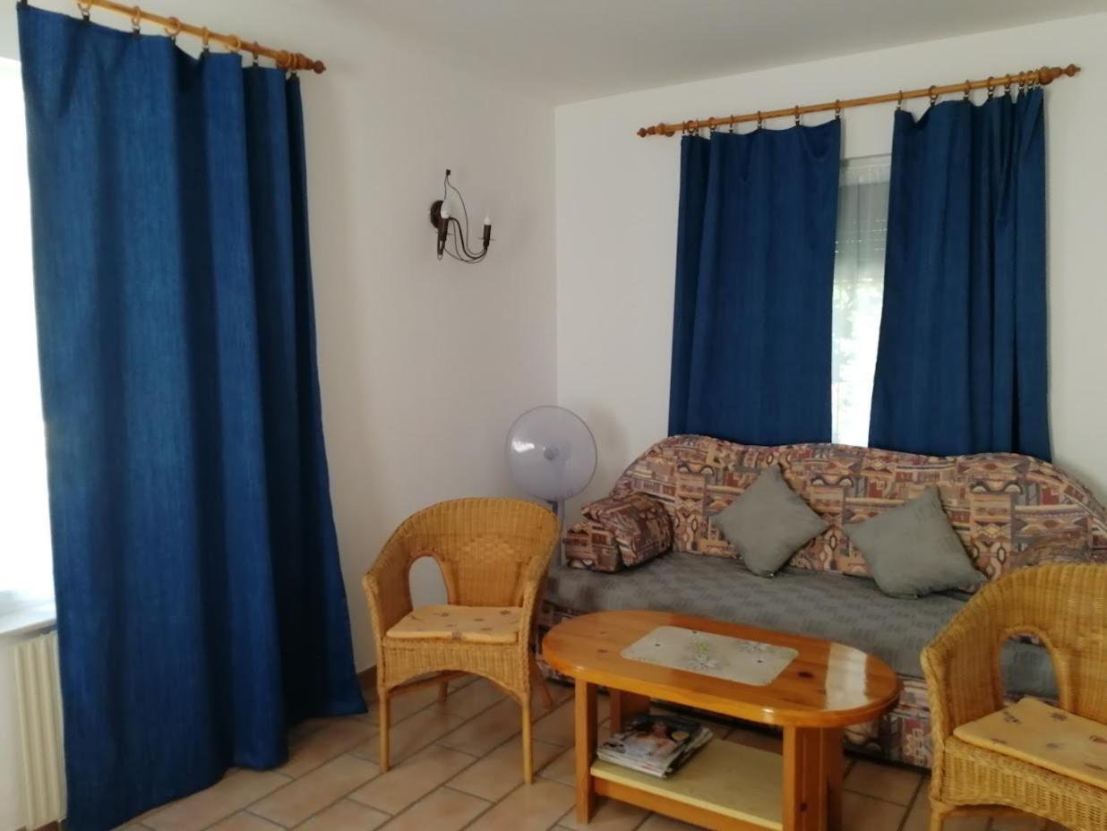 Feszek Apartmanhaz Vonyarcvashegy Eksteriør billede